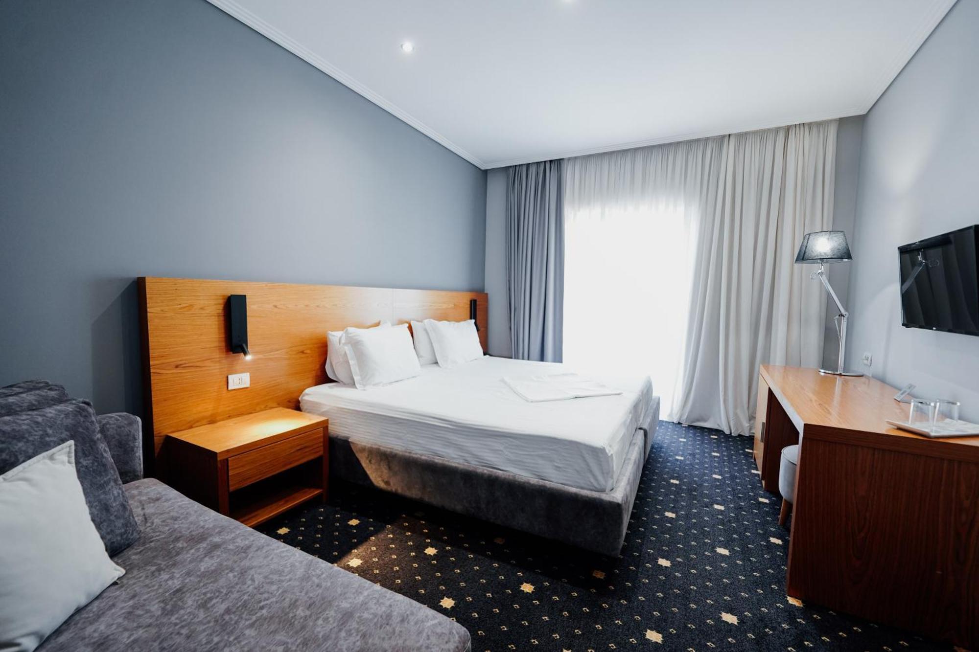 Hotel Agimi ซารานเดอ ภายนอก รูปภาพ